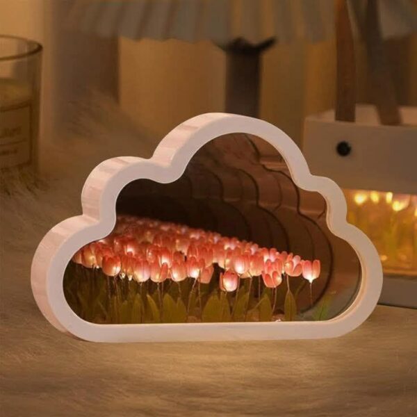 Cloud Tulip lamp