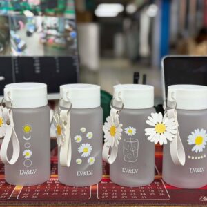 Daisy Large Capacity Water Bottle